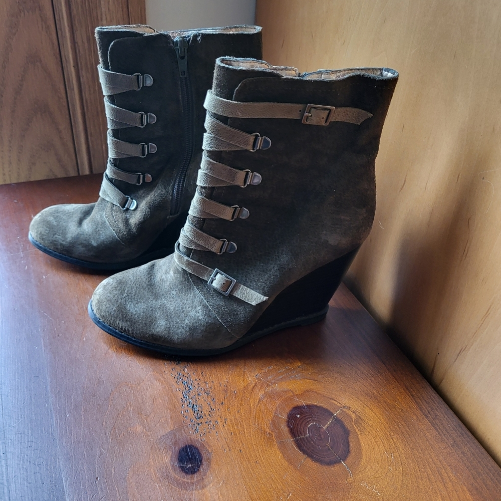 BCBG Generation Wedge Boots - Size 7